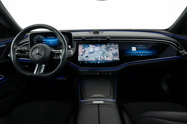 Mercedes-Benz E 300 e AMG Line 3