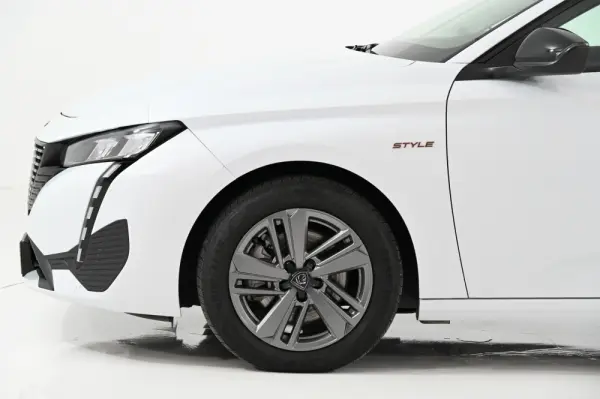 Peugeot 308 1.2 Hybrid Style e-DCS6 13