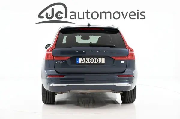 Volvo XC 60 2.0 T6 PHEV Inscription Expression AWD 8