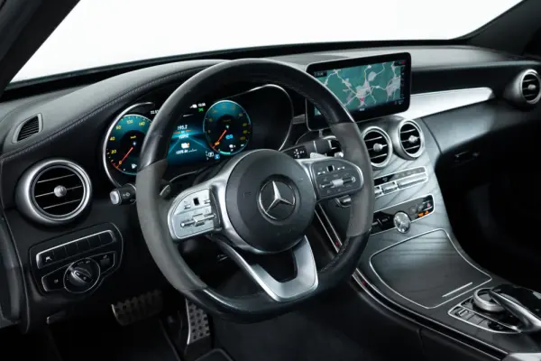 Mercedes-Benz C 300 e AMG Line 29