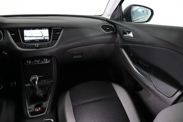 Opel Grandland X 1.5 CDTI Innovation 16
