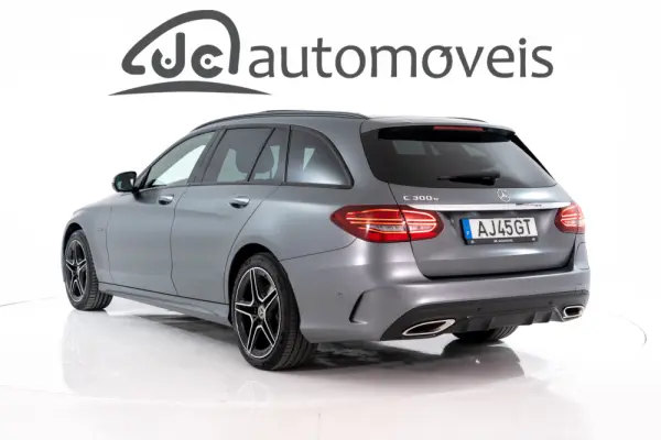 Mercedes-Benz C 300 e AMG Line 2