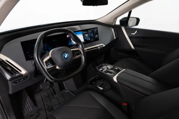 BMW iX xDrive 40 39