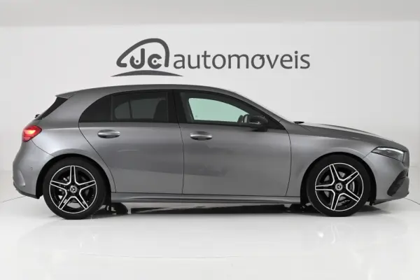 Mercedes-Benz A 200 Outro 7