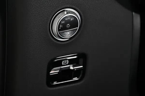 Mercedes-Benz GLC 300 e 4Matic 22