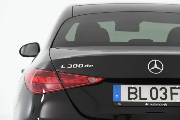 Mercedes-Benz C 300 de AMG Line 10