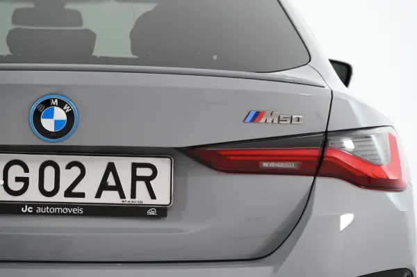 BMW i4 M50 10