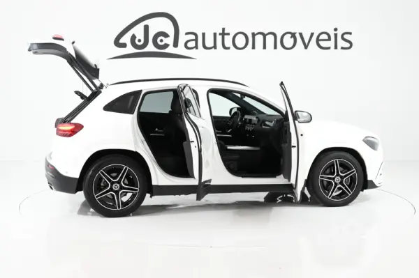 Mercedes-Benz GLA 200 d AMG Line 6