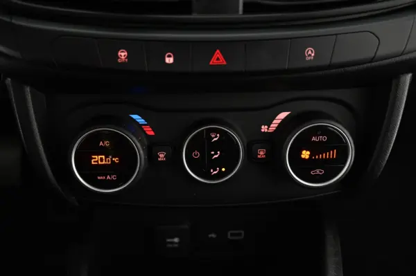 Fiat Tipo 1.3 M-Jet Lounge 24