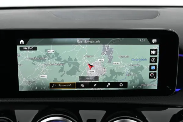 Mercedes-Benz A 180 d AMG Line Aut. 19