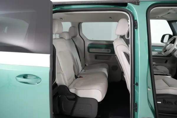 Volkswagen ID.Buzz Pro 39