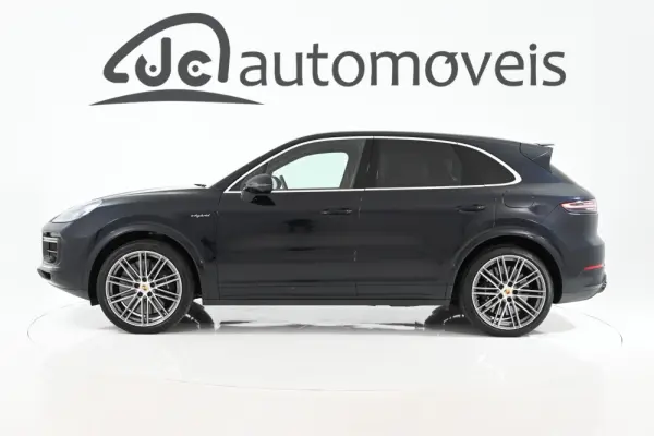 Porsche Cayenne Turbo S E-Hybrid 7