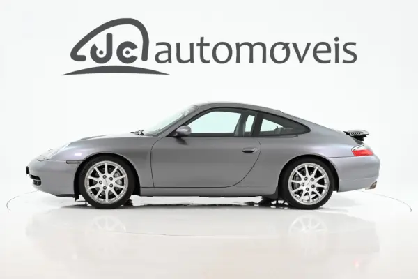 Porsche 911 (996) Carrera 4 Coupé 7