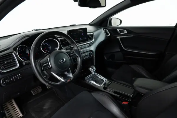 Kia ProCeed 1.6 CRDi GT Line 7DCT 24