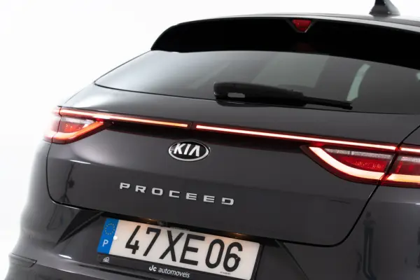 Kia ProCeed 1.6 CRDi GT Line 7DCT 10