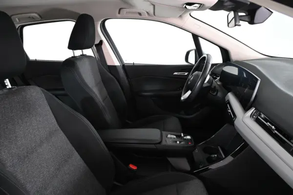 BMW 218 Active Tourer d Advantage Auto 23
