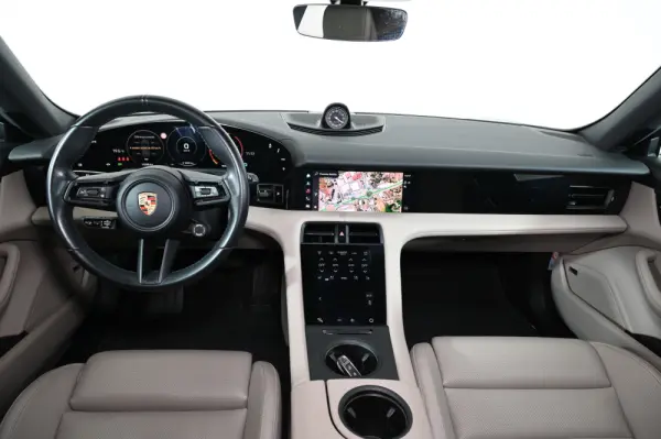 Porsche Taycan Sport Turismo 4S 3