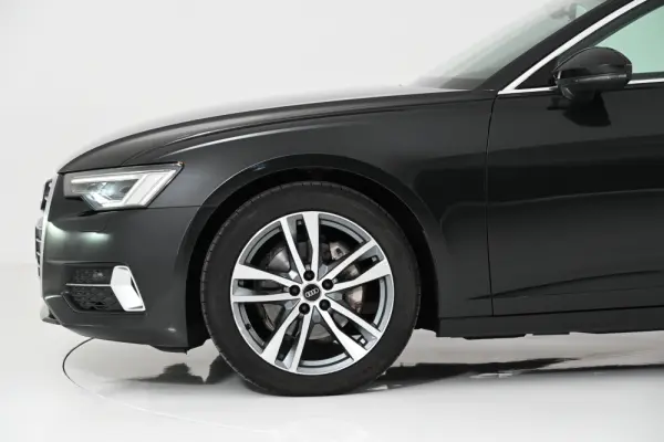 Audi A6 Avant 40 TDI Sport S tronic 10