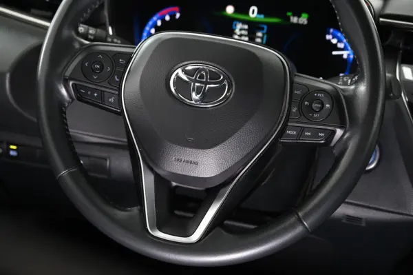 Toyota Corolla 1.8 Hybrid Comfort 13