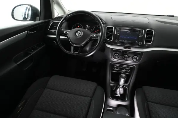 Volkswagen Sharan 2.0 TDI Confortline 13