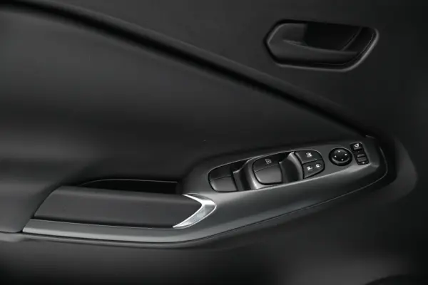 Nissan Juke 1.0 DIG-T N-Connecta DCT 28