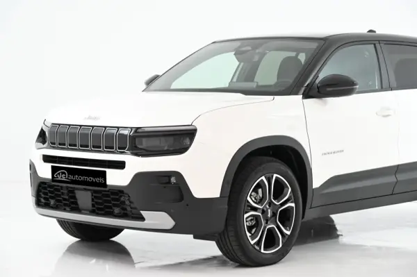 Jeep Avenger 1.2 e-Hybrid Summit DCT 15