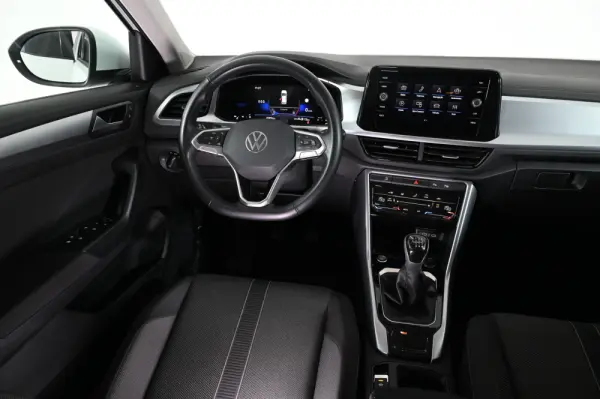 Volkswagen T-Roc 1.0 TSI Urban 16