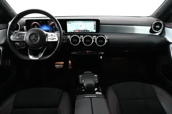Mercedes-Benz CLA 180 d AMG Line Aut. 3