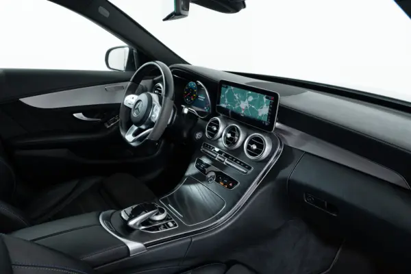 Mercedes-Benz C 300 e AMG Line 36