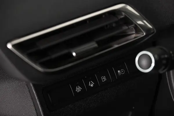 Peugeot 3008 1.6 Hybrid GT e-EAT8 21