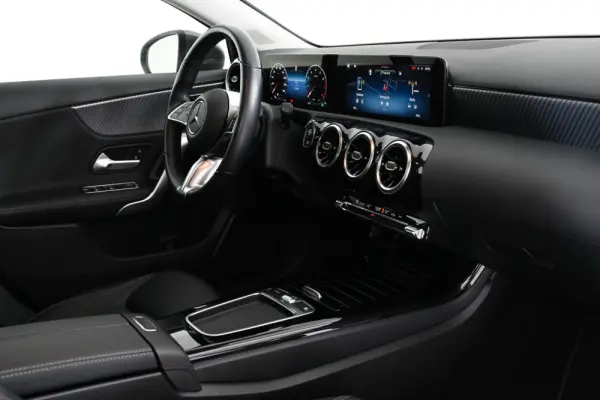 Mercedes-Benz A 200 Progressive Aut. 23