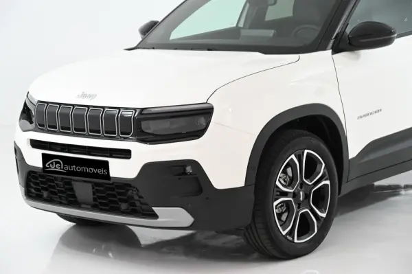 Jeep Avenger 1.2 e-Hybrid Summit DCT 16