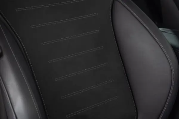 Mercedes-Benz C 300 e AMG Line 22