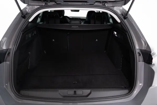 Peugeot 308 1.6 Hybrid Allure e-EAT8 8