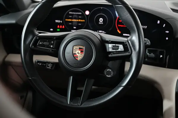 Porsche Taycan Sport Turismo 4S 23