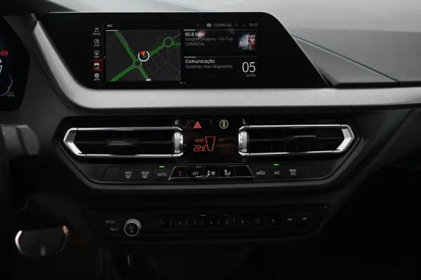 BMW 216 Gran Coupé d Pack Desportivo M 23