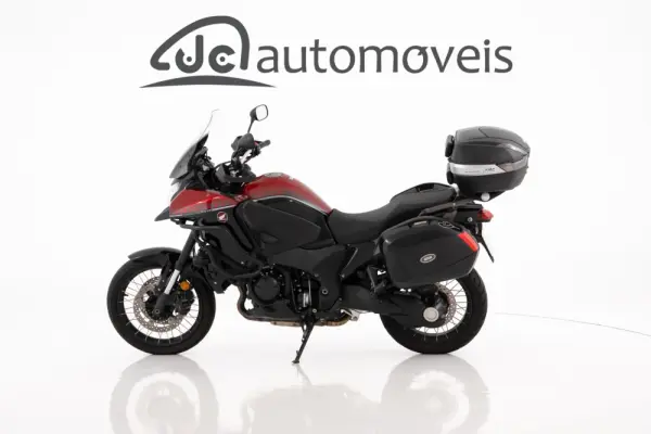 Honda VFR VX 1200 CrossTourer 21