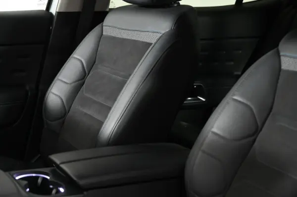 Citroën C5 Aircross 1.6 Hybrid Shine Pack e-EAT8 27