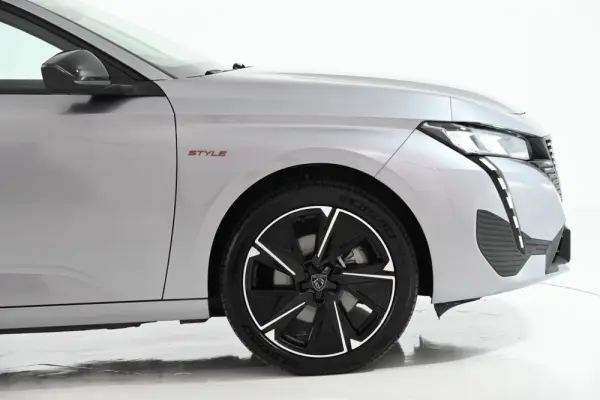 Peugeot e-308 54 kWh Style 12