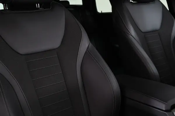 BMW 320 e Auto 36
