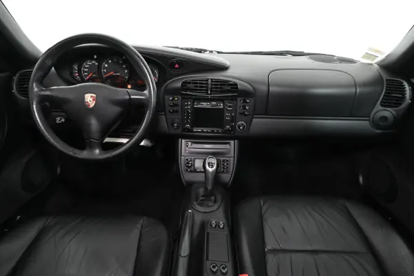 Porsche 911 (996) Carrera 4 Coupé 3