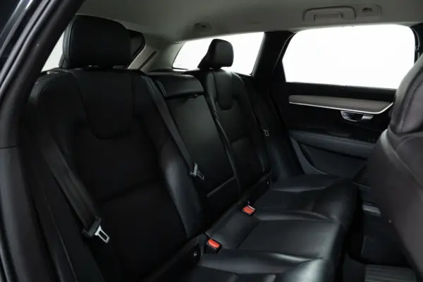Volvo V90 2.0 T6 PHEV Inscription Expression AWD 23