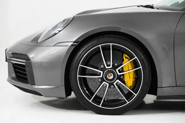 Porsche 911 (992) Turbo S PDK 10