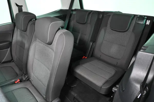Volkswagen Sharan 2.0 TDI Confortline 25