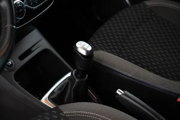 Renault Captur Outro 26