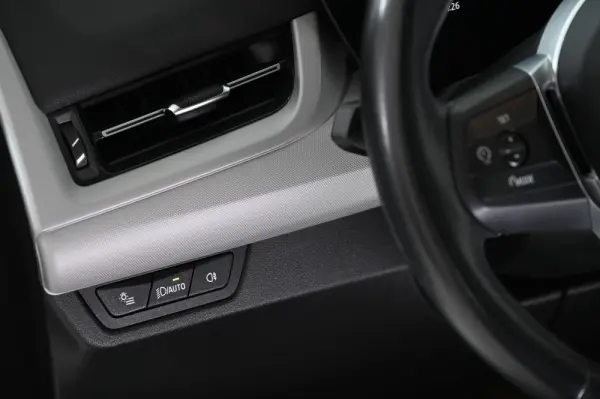 BMW 218 Active Tourer d Advantage Auto 28