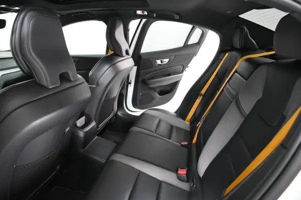 Volvo S60 2.0 T8 PHEV Polestar AWD 29