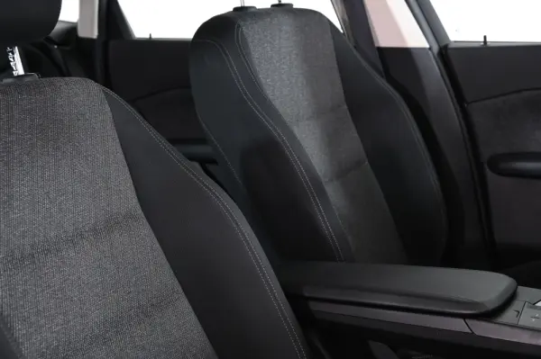 BMW 218 Active Tourer d Advantage Auto 25