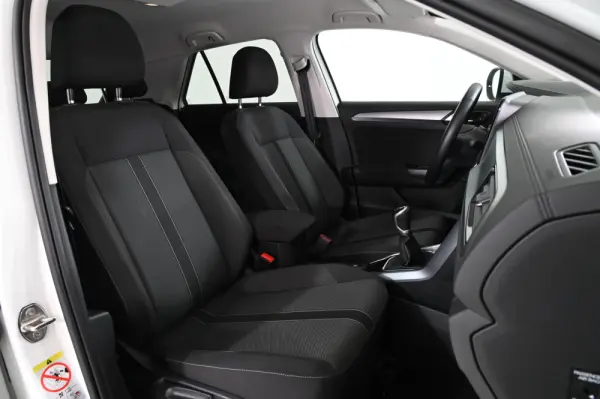 Volkswagen T-Roc 1.0 TSI Urban 4