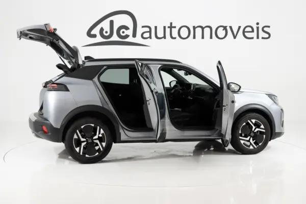 Peugeot 2008 1.2 PureTech Allure Pack EAT8 6